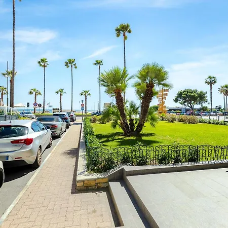 アパート Hostdomus - Blu Horizon Marina dʼAndora